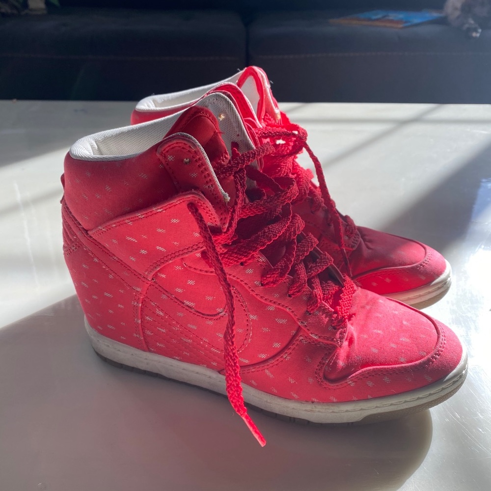 Nike Dunk Sky-Hi Wedge Sneakers